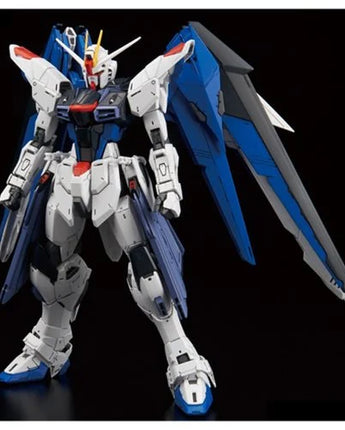 Master Grade Series: Mobile Suit Gundam Seed Freedom Gundam Version 2.0 Model Kit