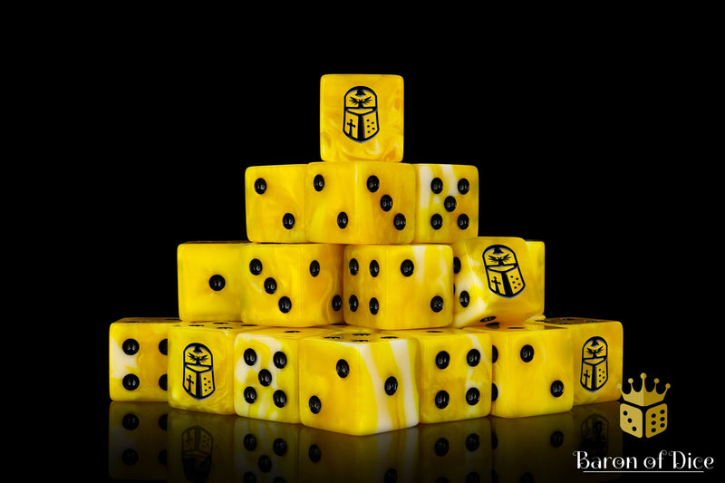 Load image into Gallery viewer, Imperial Helm Dice - Yellow
