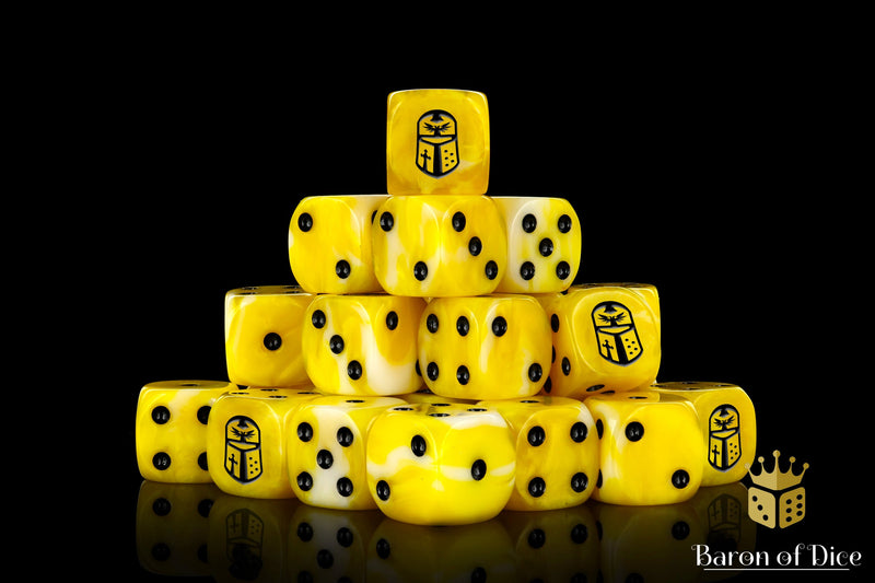 Load image into Gallery viewer, Imperial Helm Dice - Yellow
