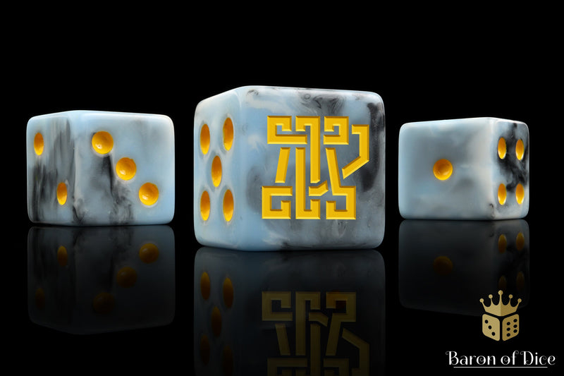 Load image into Gallery viewer, Clan McFlaggon Dice - Ice Blue
