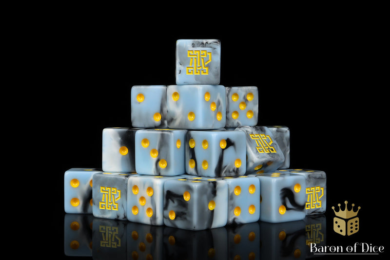 Load image into Gallery viewer, Clan McFlaggon Dice - Ice Blue
