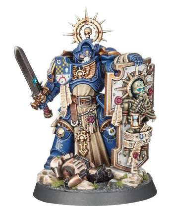 Space Marines Captain with Relic Shield (Online Only) 