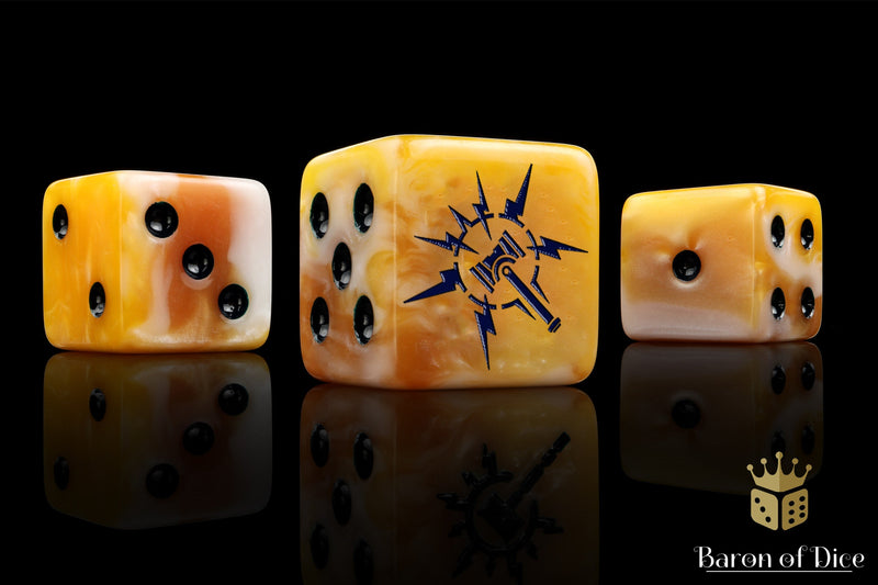 Load image into Gallery viewer, Lightning Hammer Dice - Golden Hues
