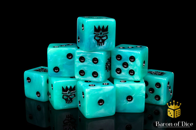 Load image into Gallery viewer, Royal Ghost Dice
