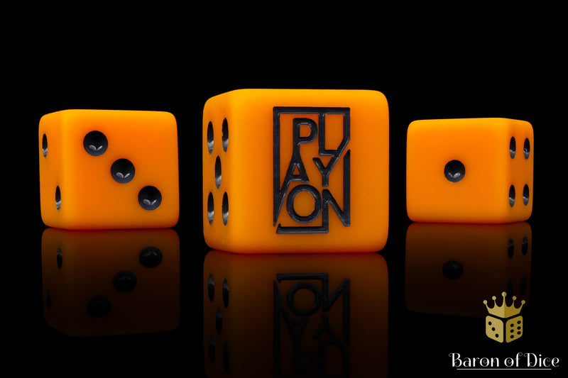 Load image into Gallery viewer, Play On Tabletop Official Dice - Orange
